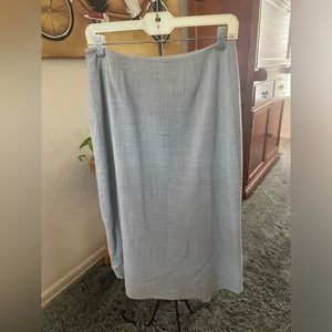 “Be” skirt, 36”, grey, side zipper, red lining, size 12, great shape